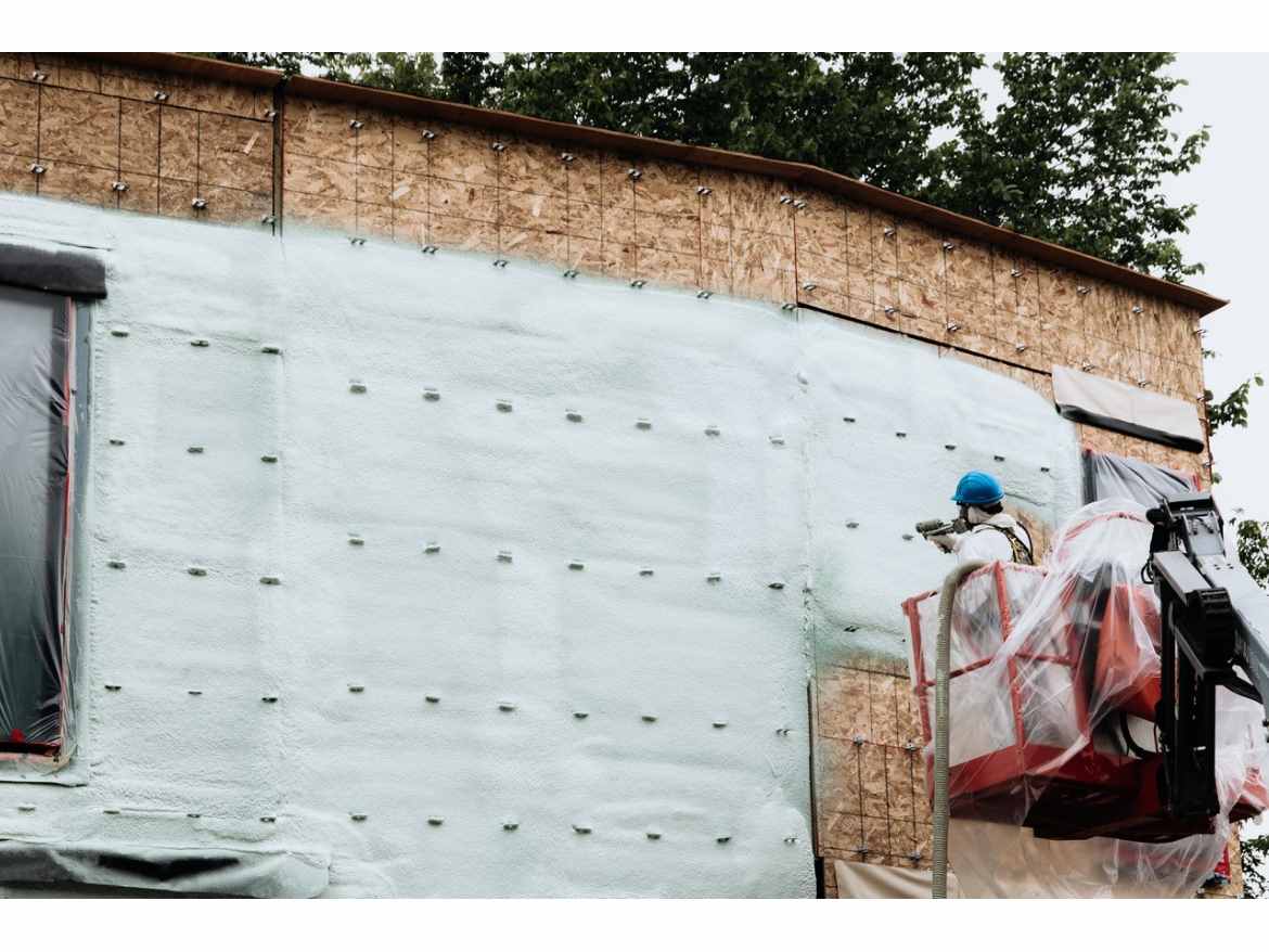Can Spray Foam Be Used Outside? Discover Top Facts