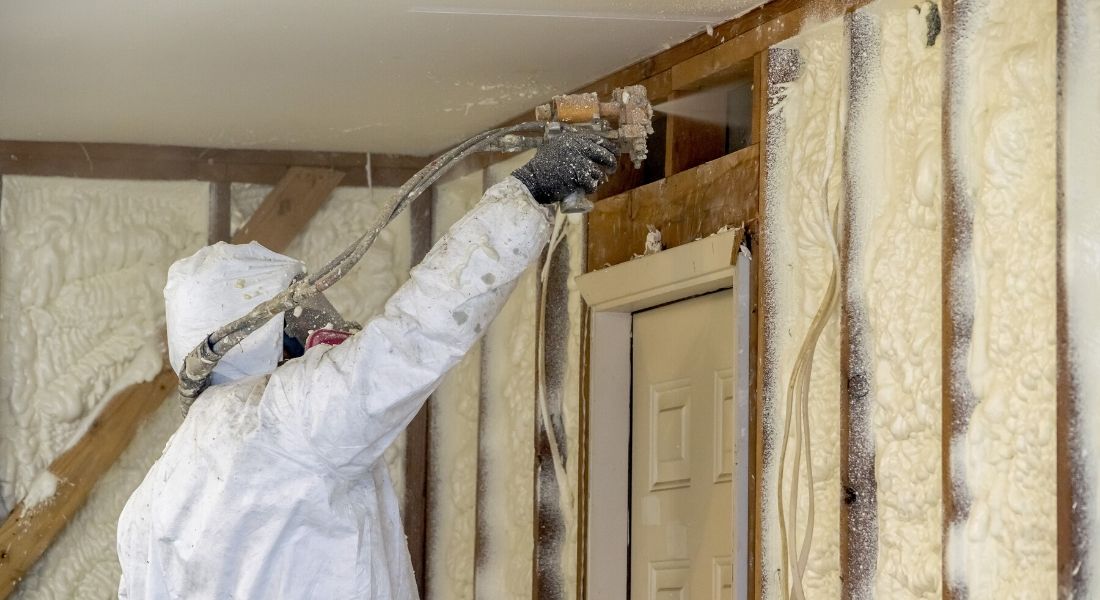 Can you buy spray foam insulation and do it yourself? 2025