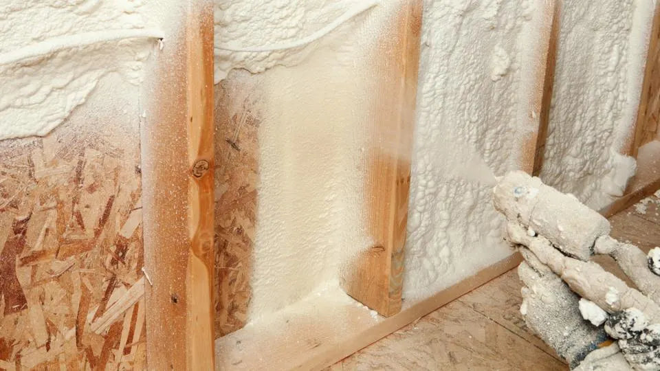 Best Spray Foam Insulation for DIY Projects 2024