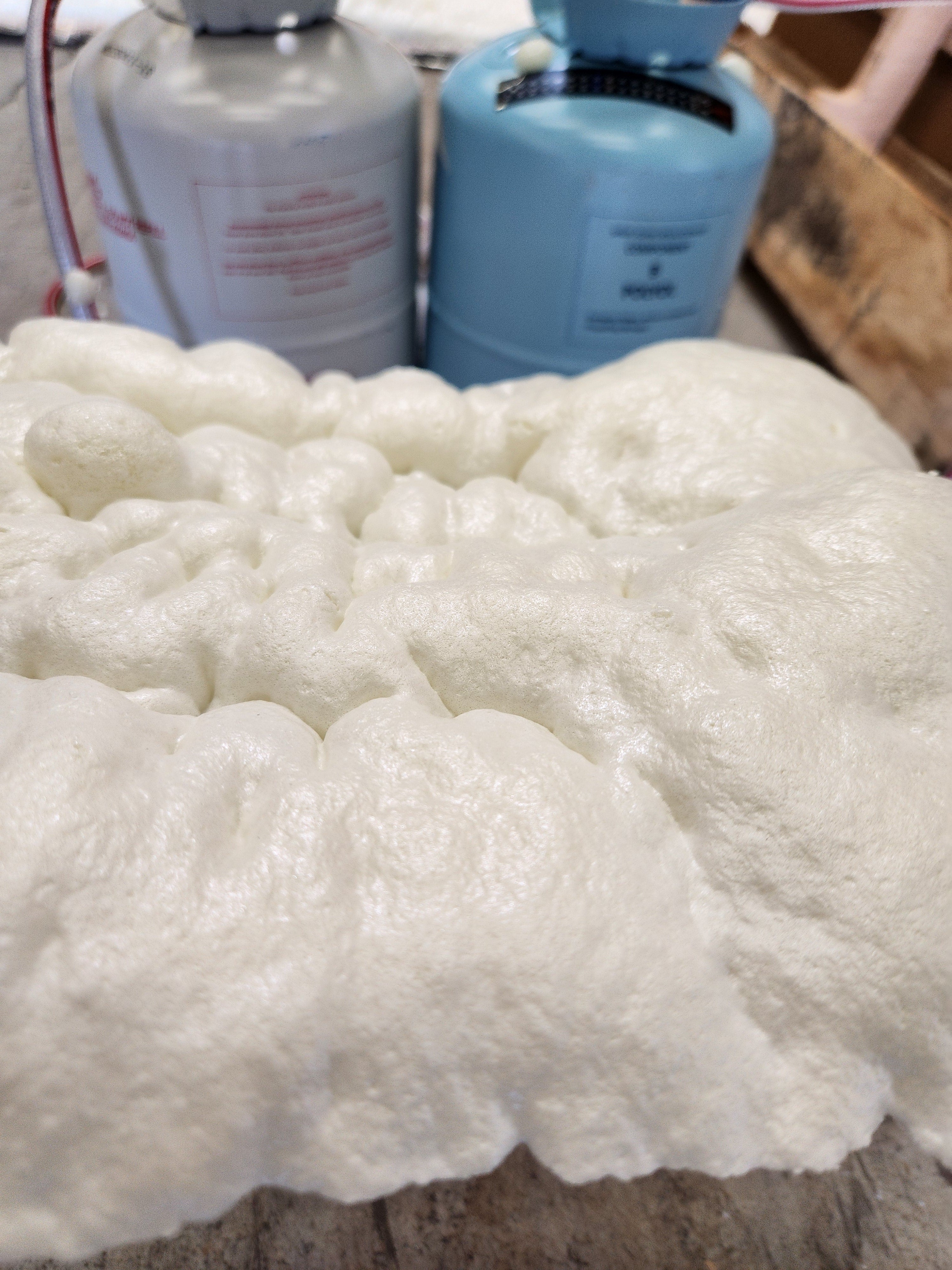 Vega Bond Open Cell Spray Foam Insulation Kit. 2-Part Spray Foam Sealant Kit for Thermal and Sound Insulation Barrier. Coverage 320 to 1100 Sqft